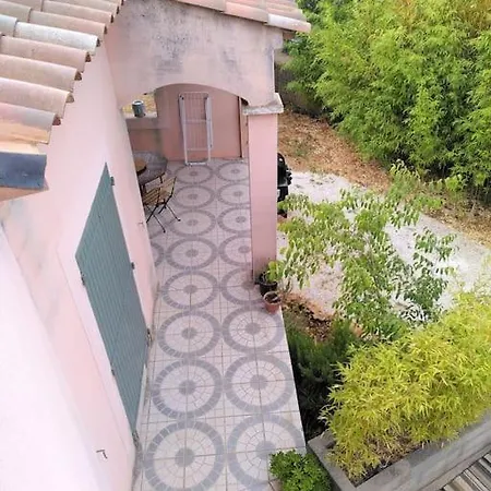 فيلة Belle Proche Uzes *