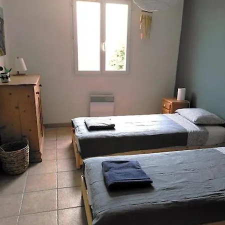 Belle Proche Uzes فيلة Vallabrix